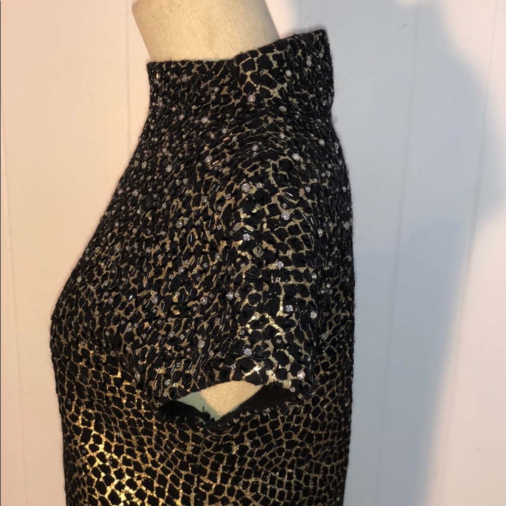 Elegant Black and Gold Women's Top - Picture 7 of 8